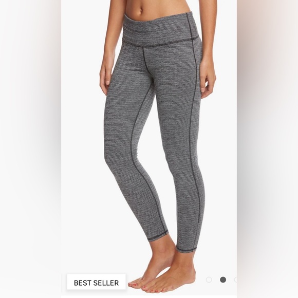 Prana yoga leggings - Picture 3 of 9